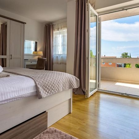 Apartment Demo Malinska Ngoại thất bức ảnh
