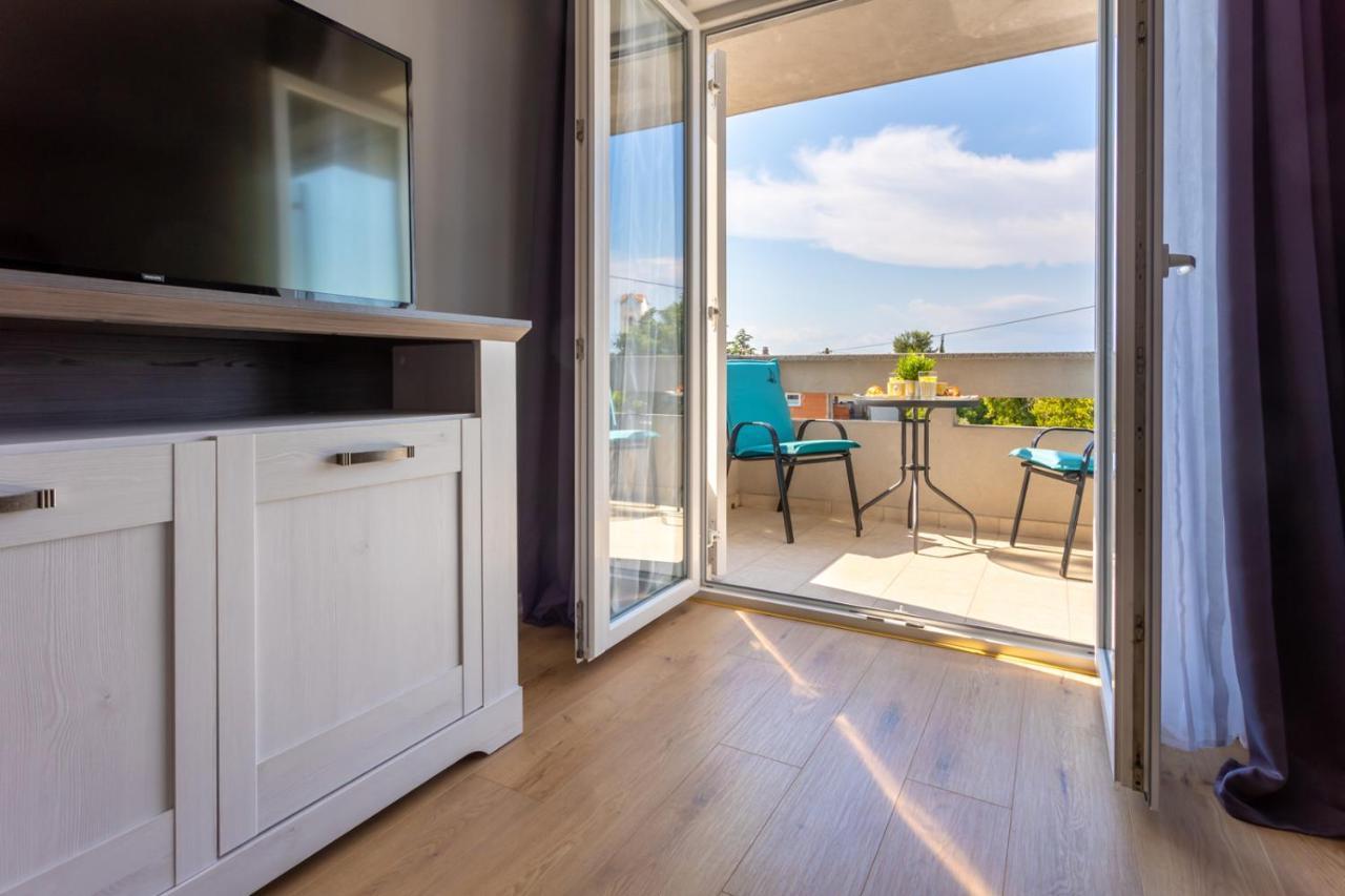 Apartment Demo Malinska Ngoại thất bức ảnh