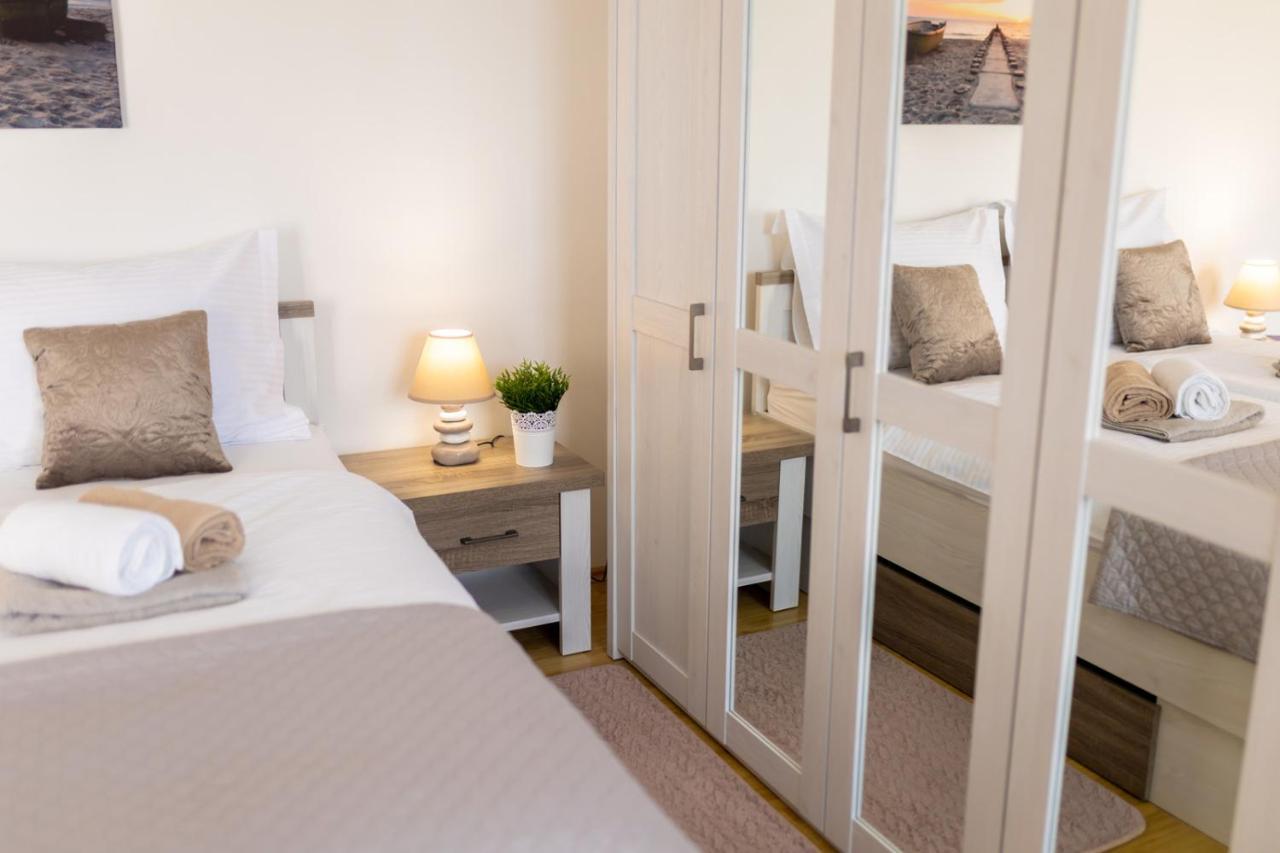 Apartment Demo Malinska Ngoại thất bức ảnh