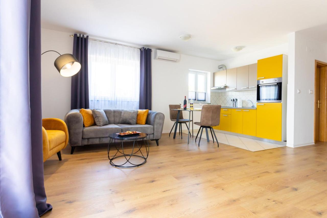 Apartment Demo Malinska Ngoại thất bức ảnh