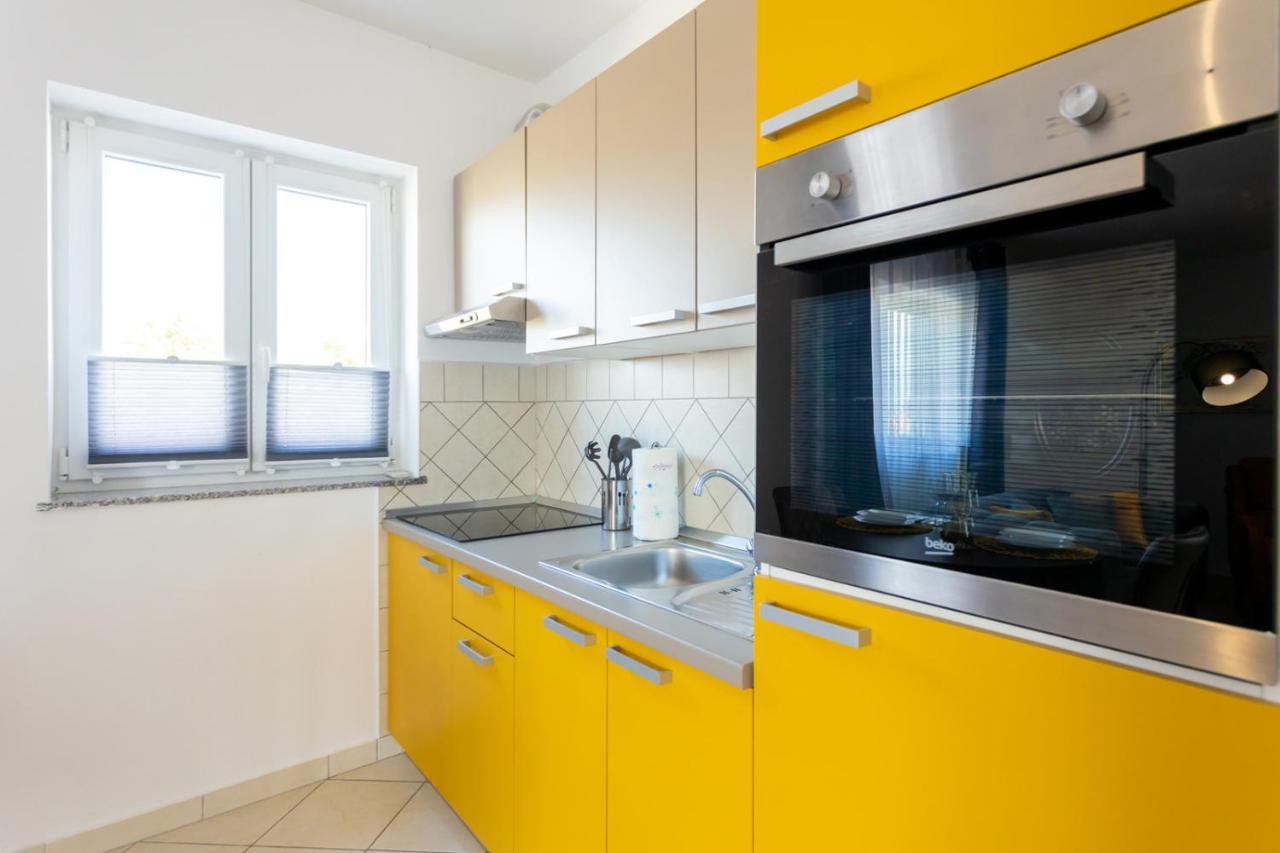 Apartment Demo Malinska Ngoại thất bức ảnh