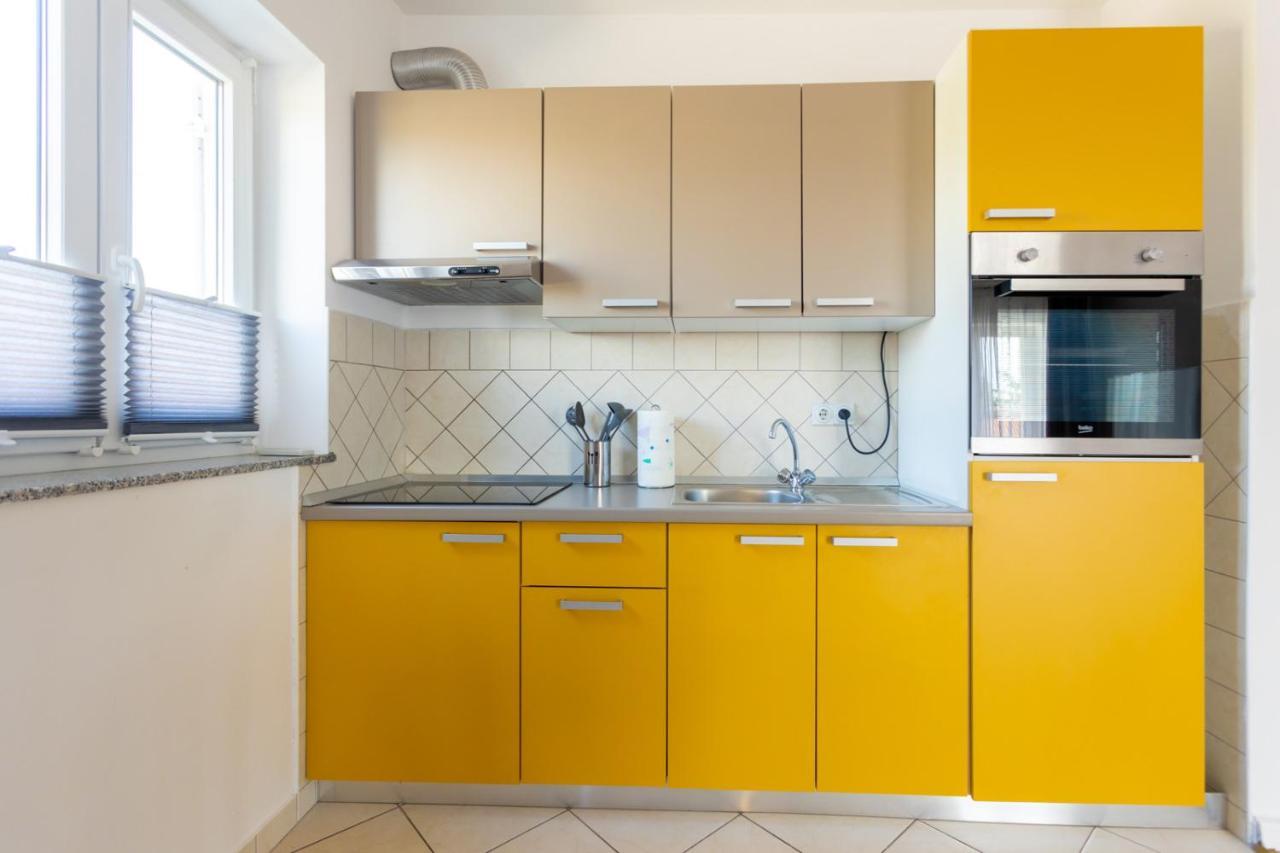 Apartment Demo Malinska Ngoại thất bức ảnh