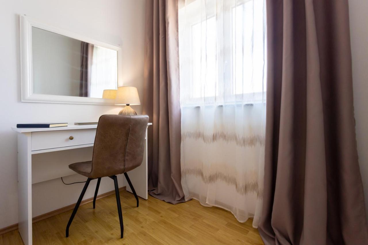 Apartment Demo Malinska Ngoại thất bức ảnh