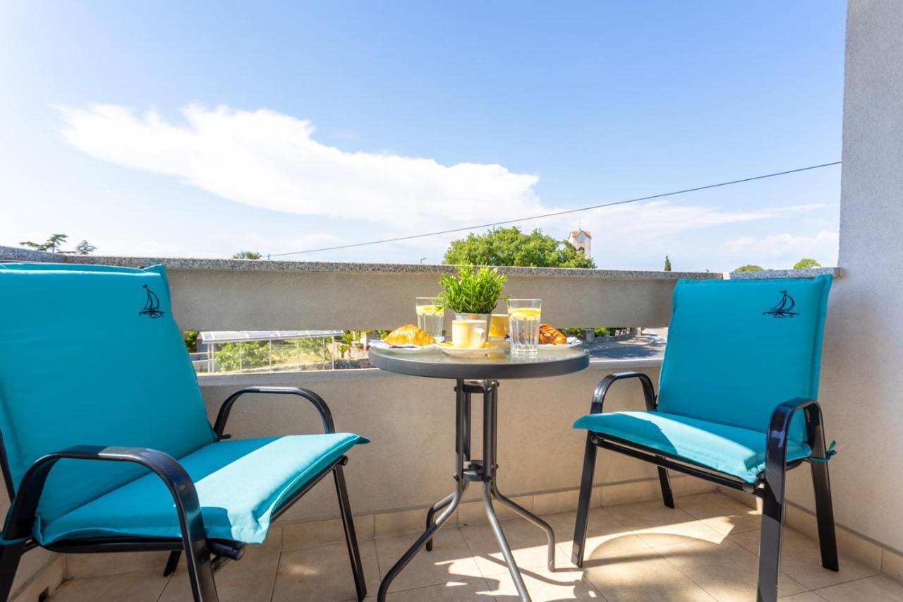 Apartment Demo Malinska Ngoại thất bức ảnh