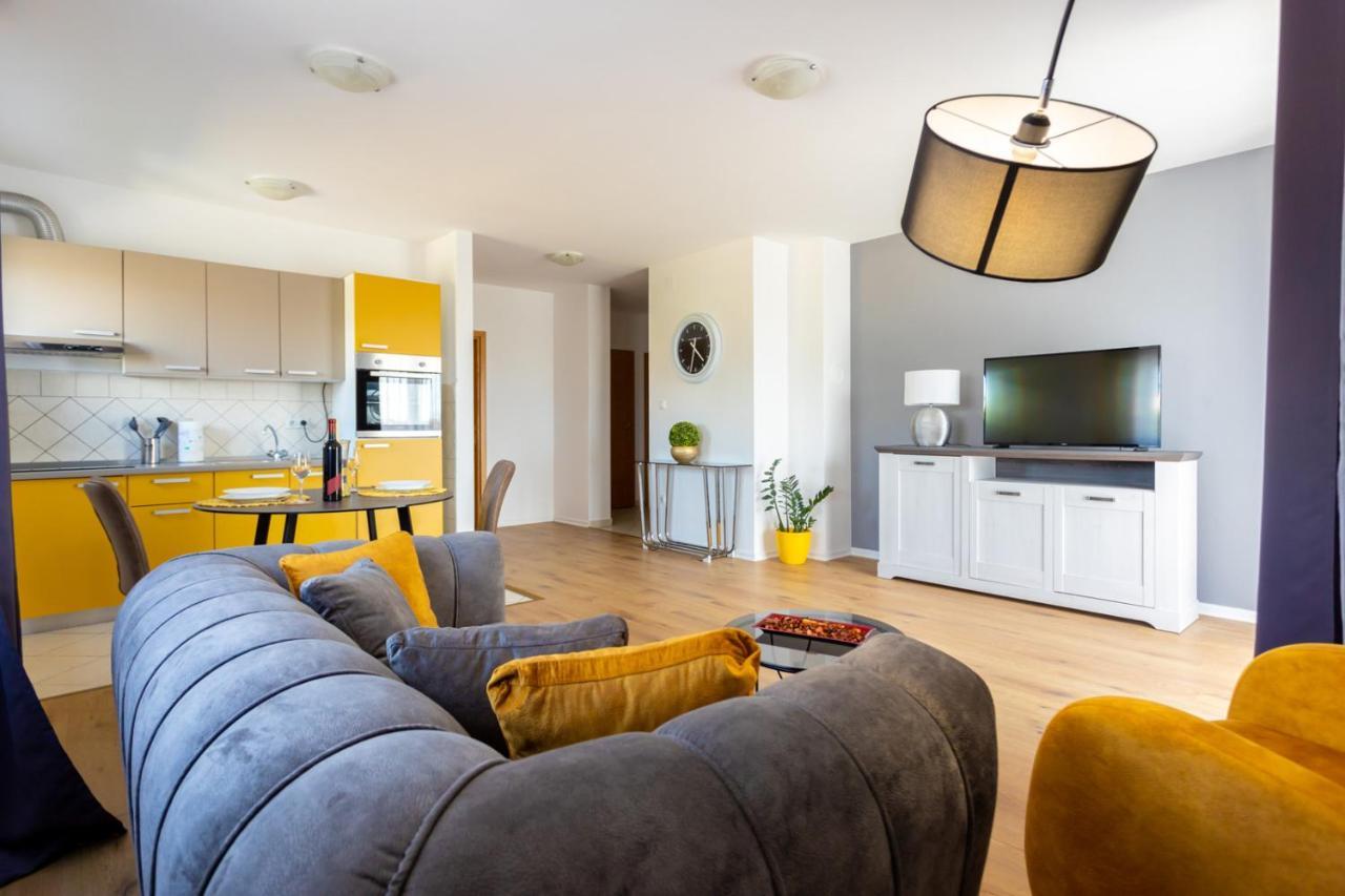 Apartment Demo Malinska Ngoại thất bức ảnh