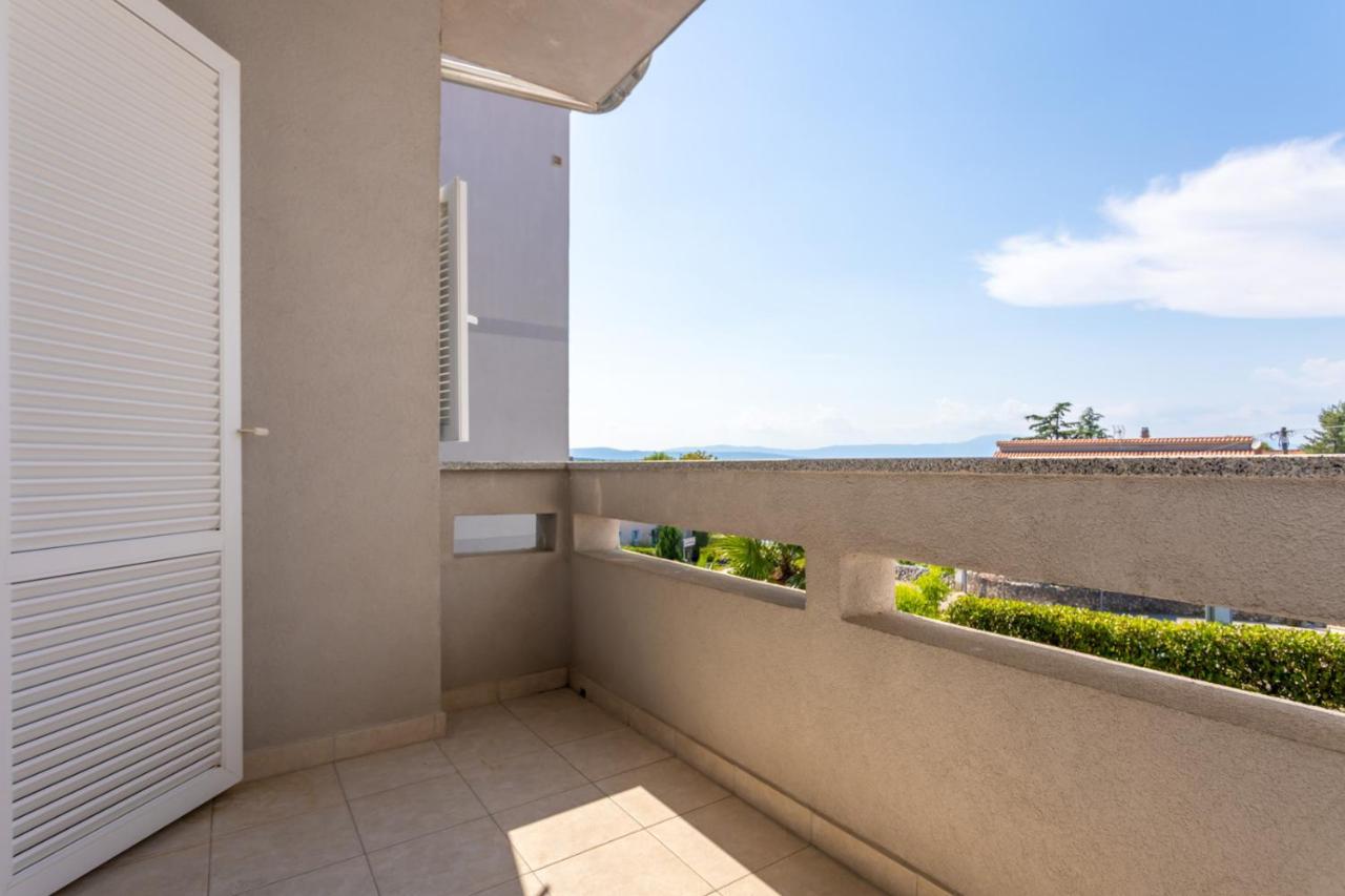 Apartment Demo Malinska Ngoại thất bức ảnh